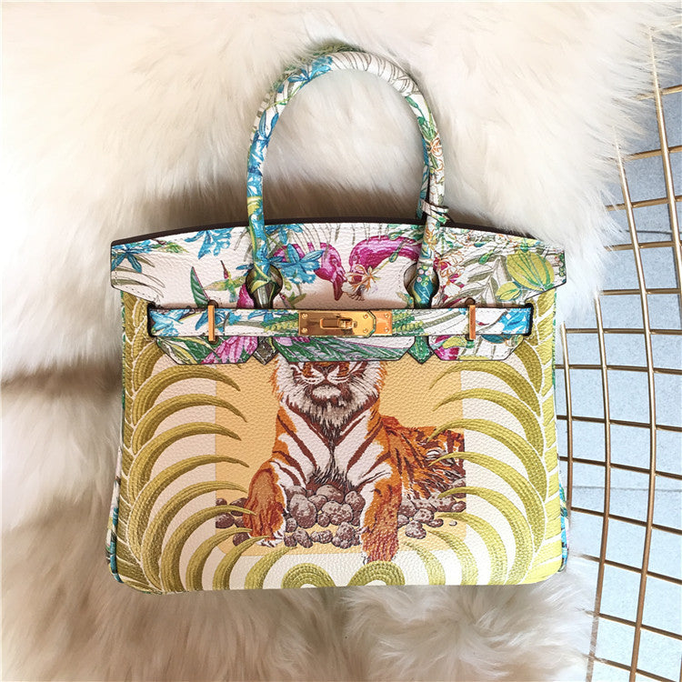 Graffiti Top Handle Bag 30cm Top Grain Leather Shoulder Bag detail image 11