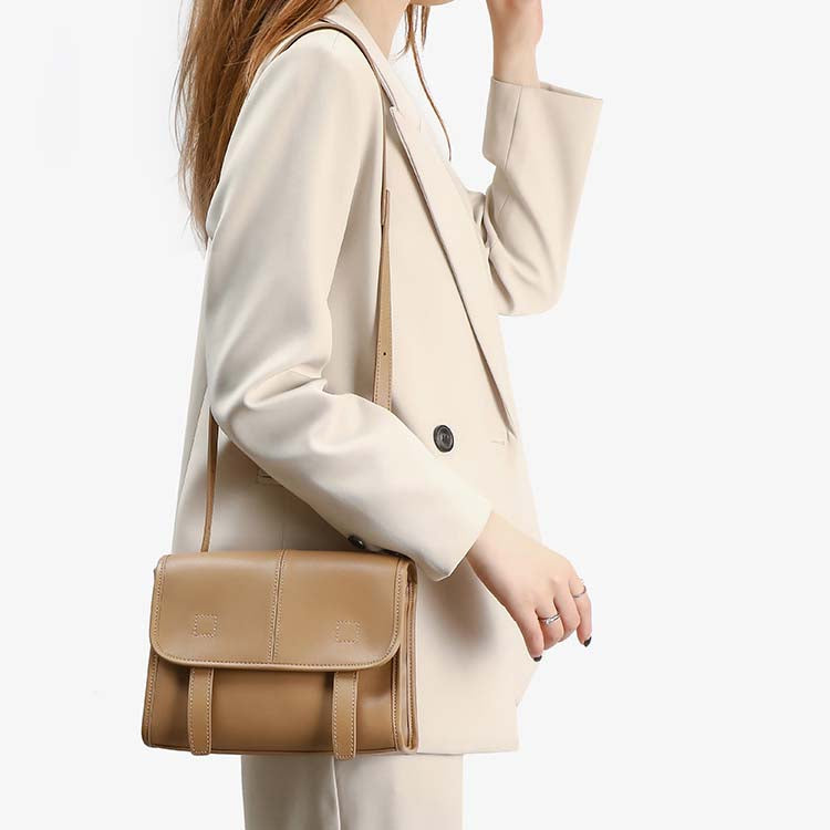 Retro Top-Grain Cowhide Mini Crossbody Bag - Vintage Genuine Leather Small Square Satchel for Women detail image 5
