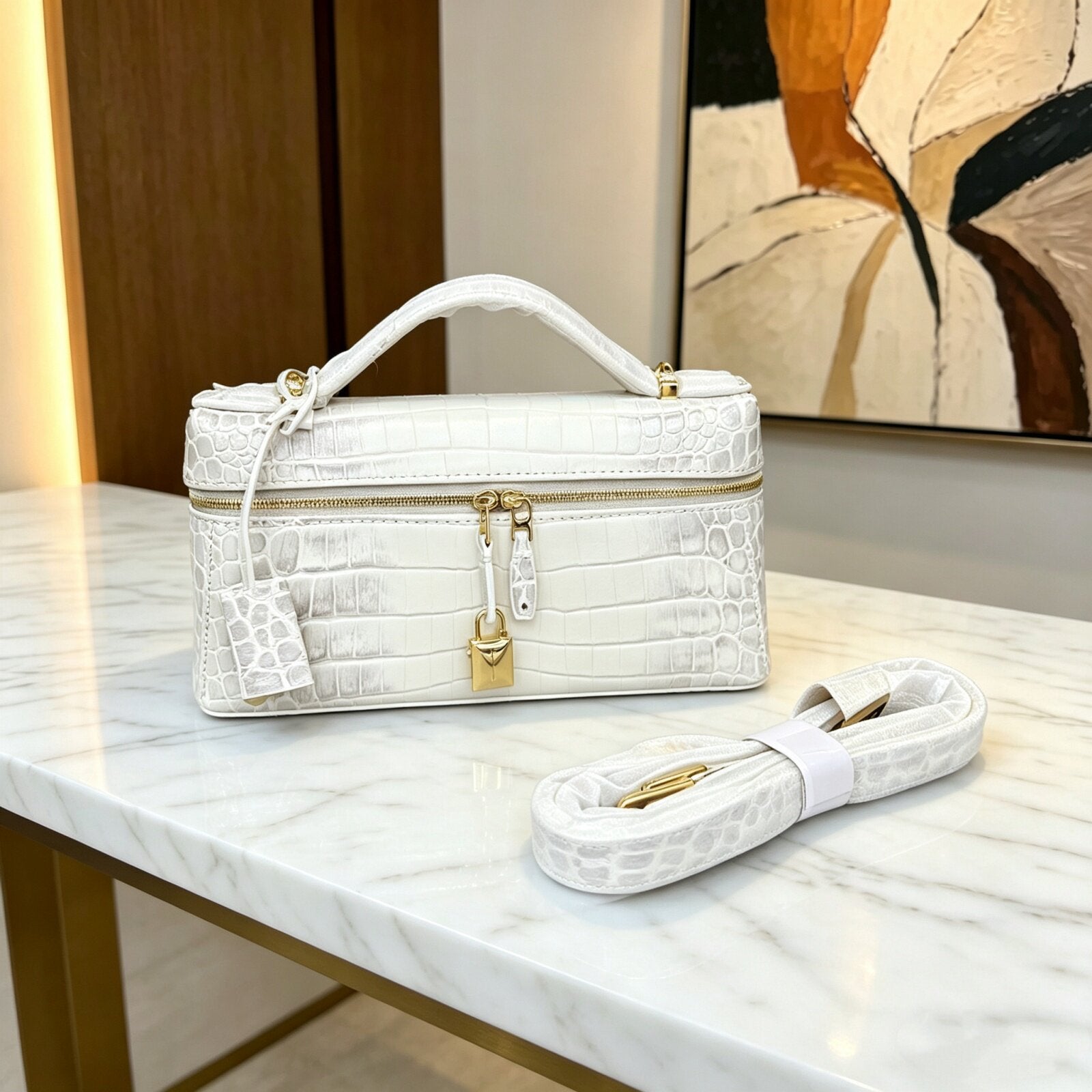 LP23 Extra Handbag in Crocodile Embossed Top Grain Leather detail image 3