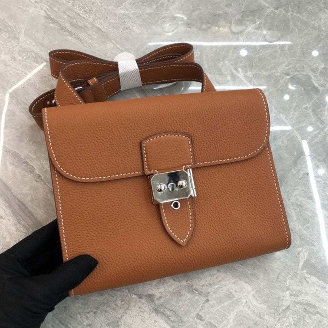Top Grain Leather Mini Flap Bag – Compact Everyday Crossbody detail image 10