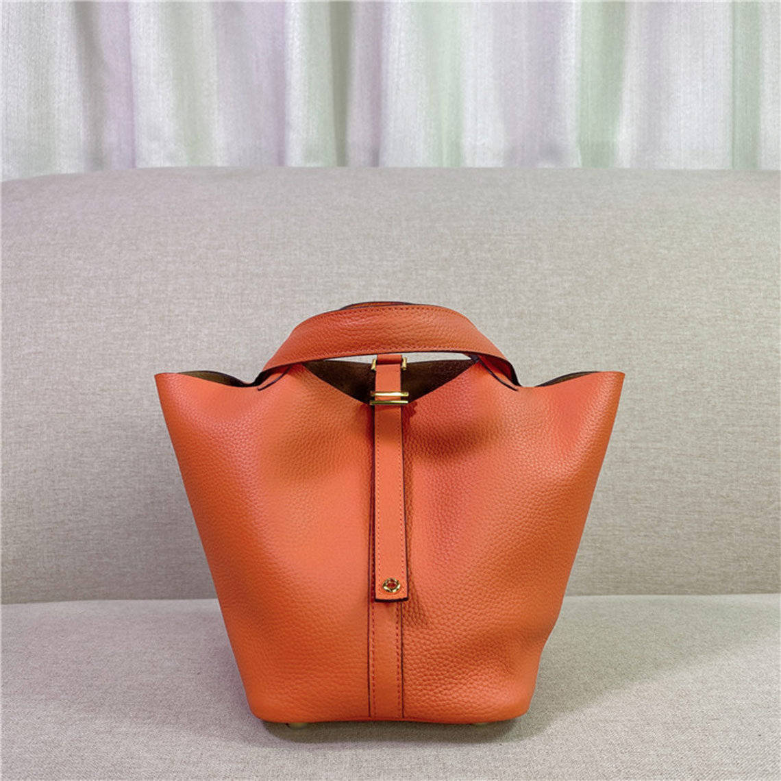 Top Grain Leather Bucket Bag with Lock Design - Small, Multiple Colors & Hardware Options detail image 12