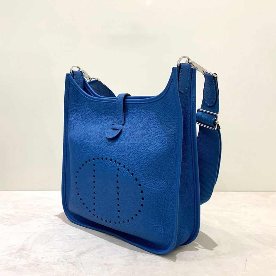Full Grain Leather Crossbody Bag DIY Kit – Hand-Sewn, 29 cm, 16 Colors detail image 9