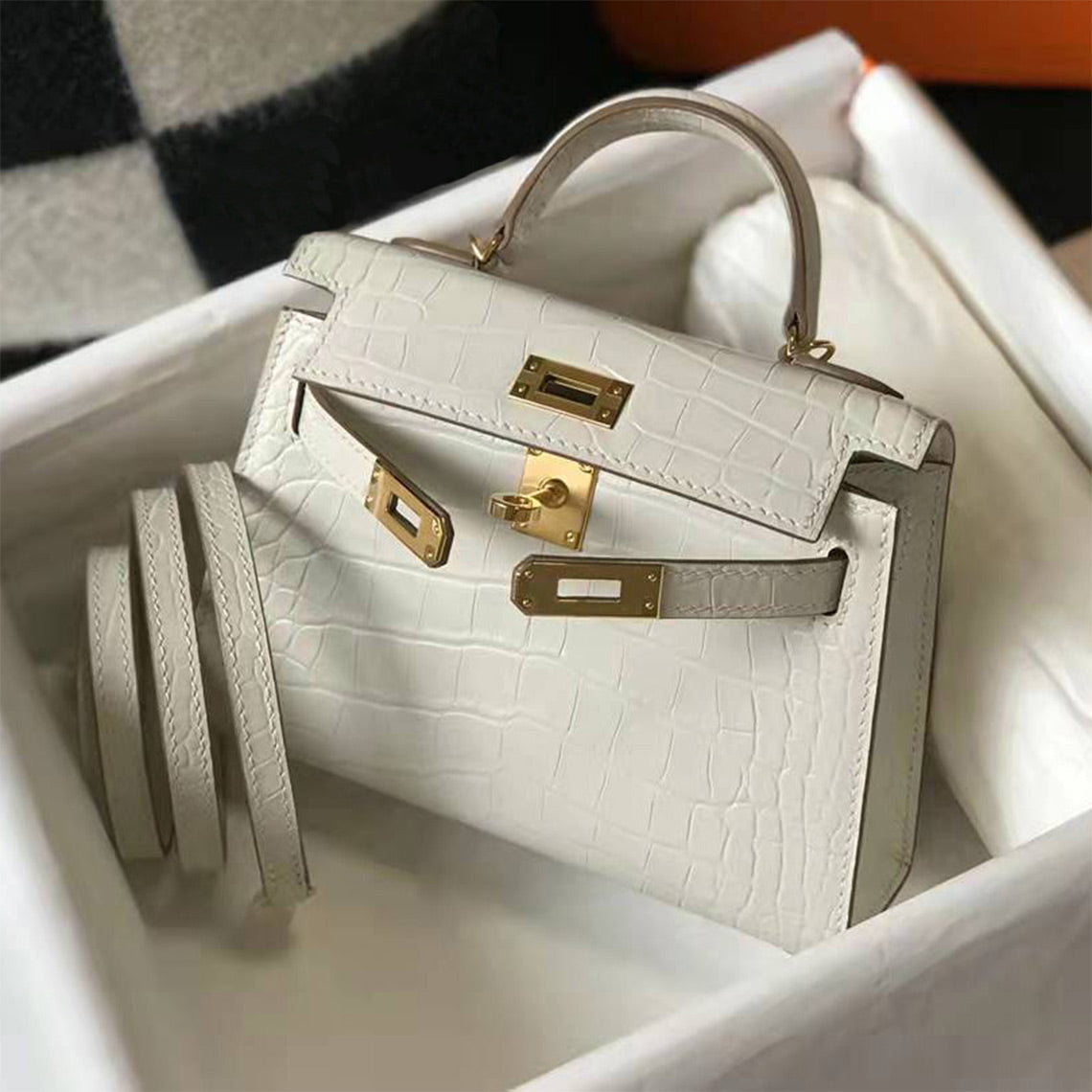 Croc Embossed Leather Mini Top Handle Bag with Detachable Strap detail image 15