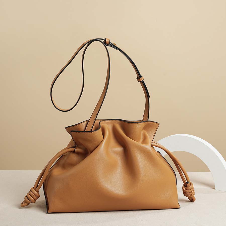 Dumpling Clutch Crossbody Bag in Soft Split Cowhide Leather detail image 4