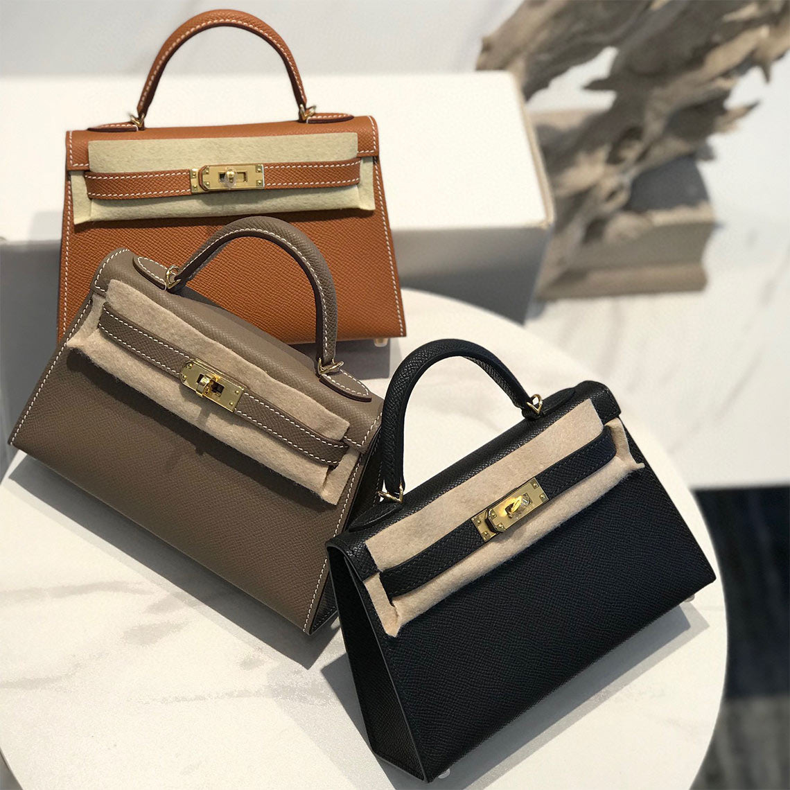 Mini Top Handle Bag 19 – Top Grain Leather Shoulder Bag product image 1