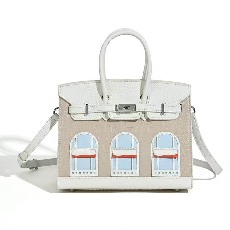 House-Shaped Top Handle Bag in Pebbled Grain Leather – Three Sizes detail image 11