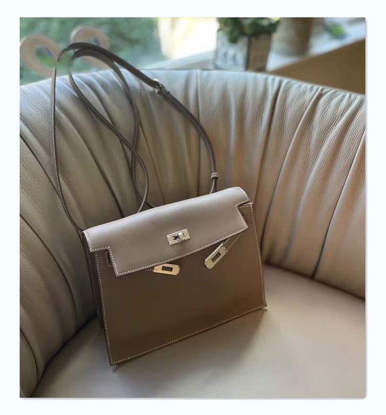 Danse Top Handle Bag in Top Grain Leather with Adjustable Strap detail image 12