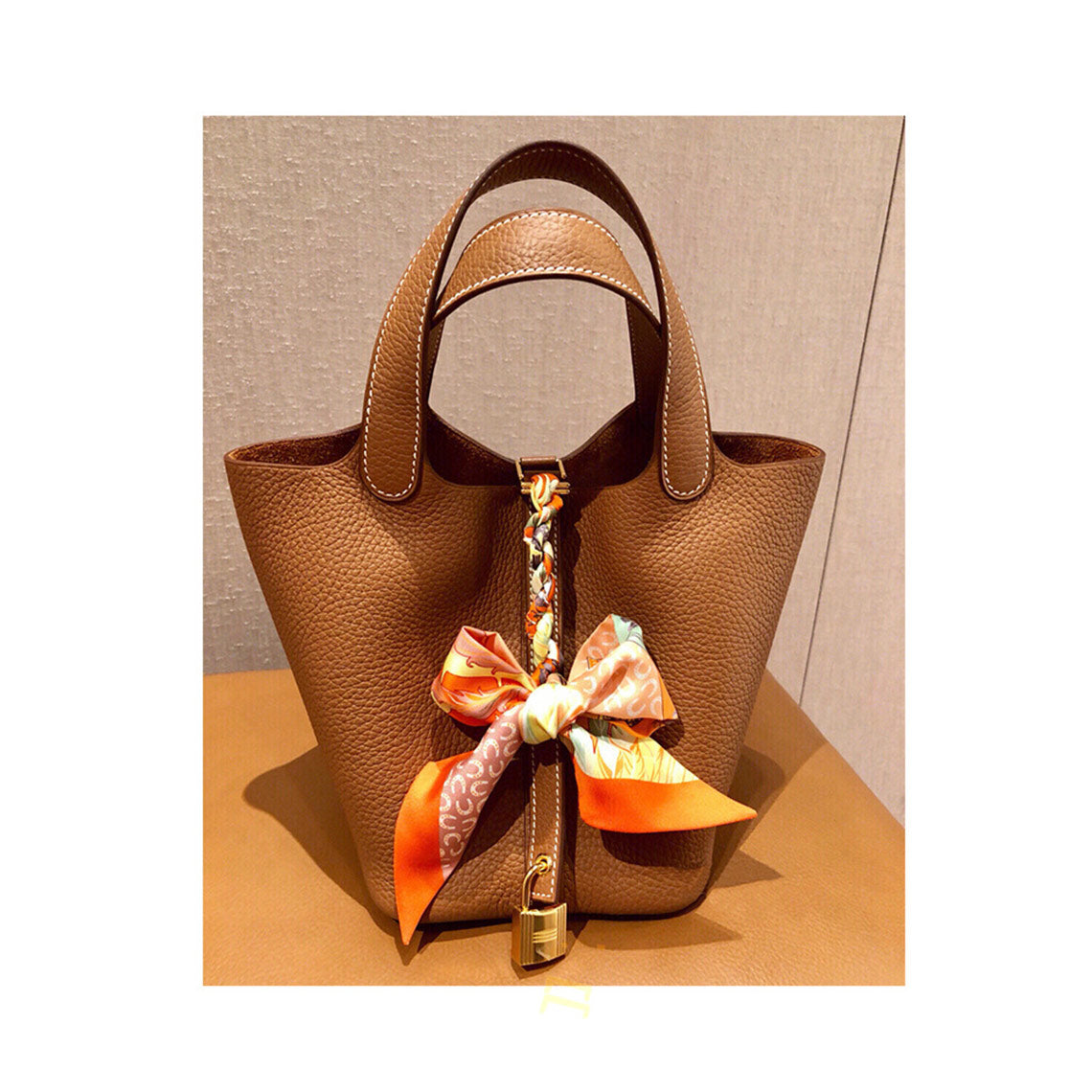 Top Grain Leather Bucket Bag Handbag with Suede Lining - Small and Large Sizes detail image 8