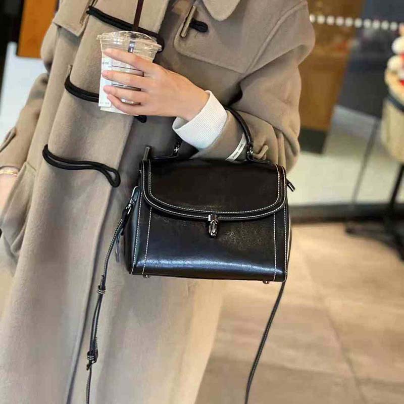 Genuine Leather Handbag - Top Grain Cowhide Square Bag detail image 5