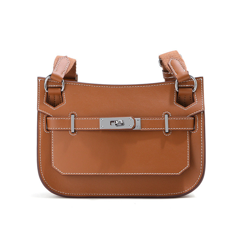 Unisex Leather Messenger Bag with Adjustable Shoulder Strap detail image 8