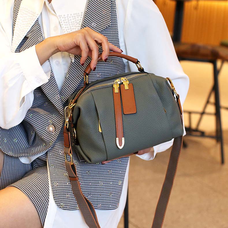 Pebbled Grain Leather Boston Bag | Cowhide Crossbody Satchel detail image 8