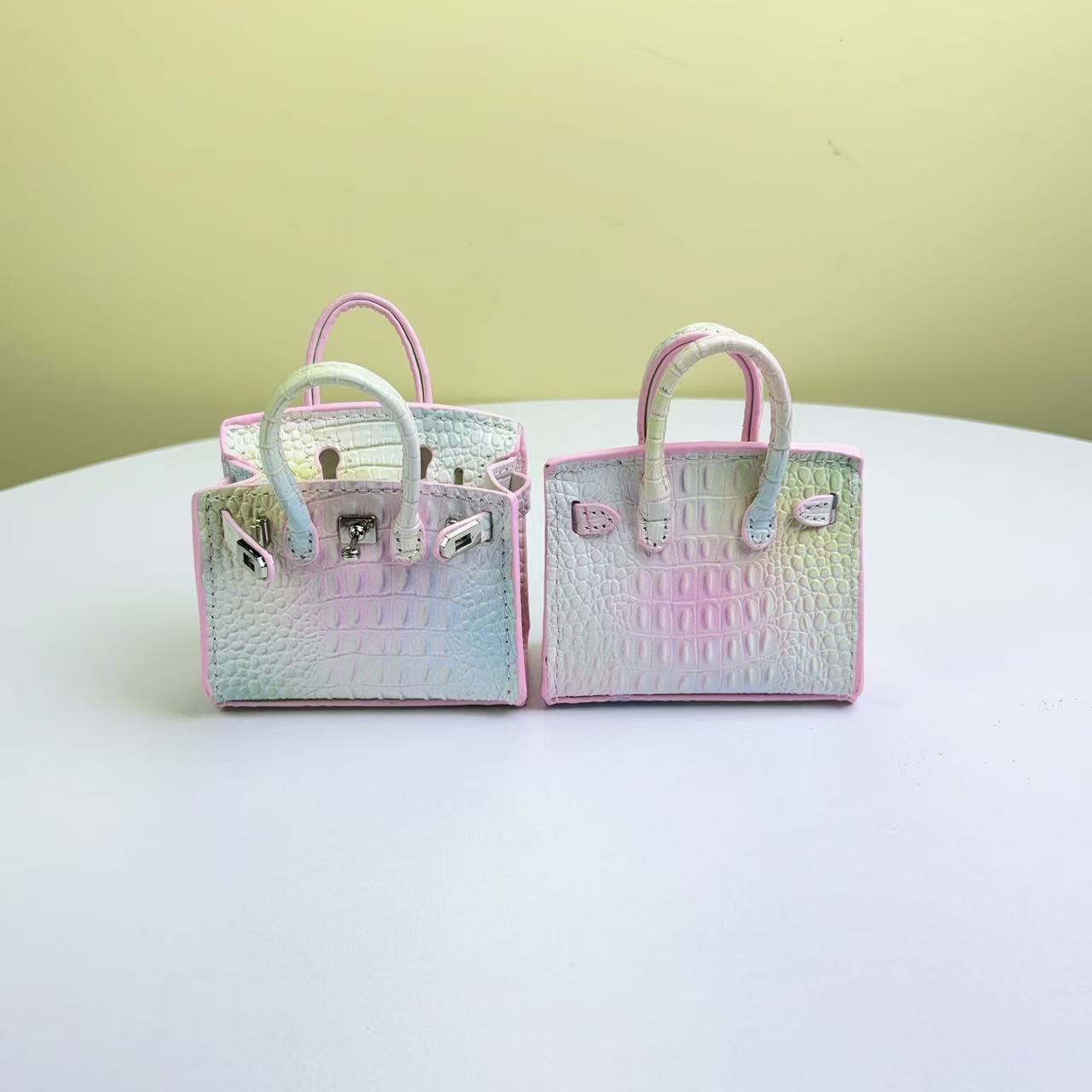 Mini Top Handle Bag Charm in Real Leather – Earphone Case & Keychain detail image 4
