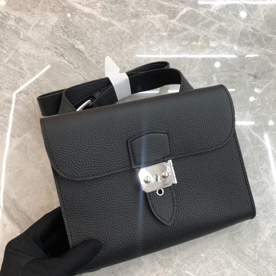 Top Grain Leather Mini Flap Bag – Compact Everyday Crossbody detail image 2