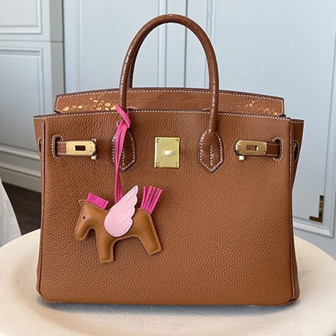 Top Grain Leather Croc Embossed Flap Top Handle Bag detail image 5