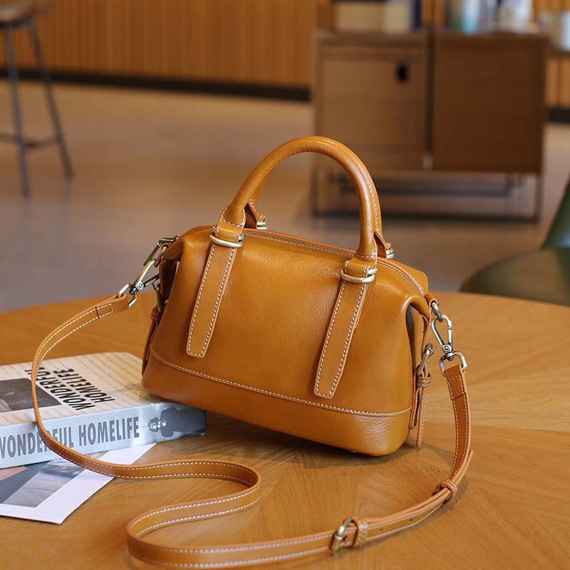 Vegetable-tanned Leather Boston Bag | Cowhide Crossbody Handbag detail image 2