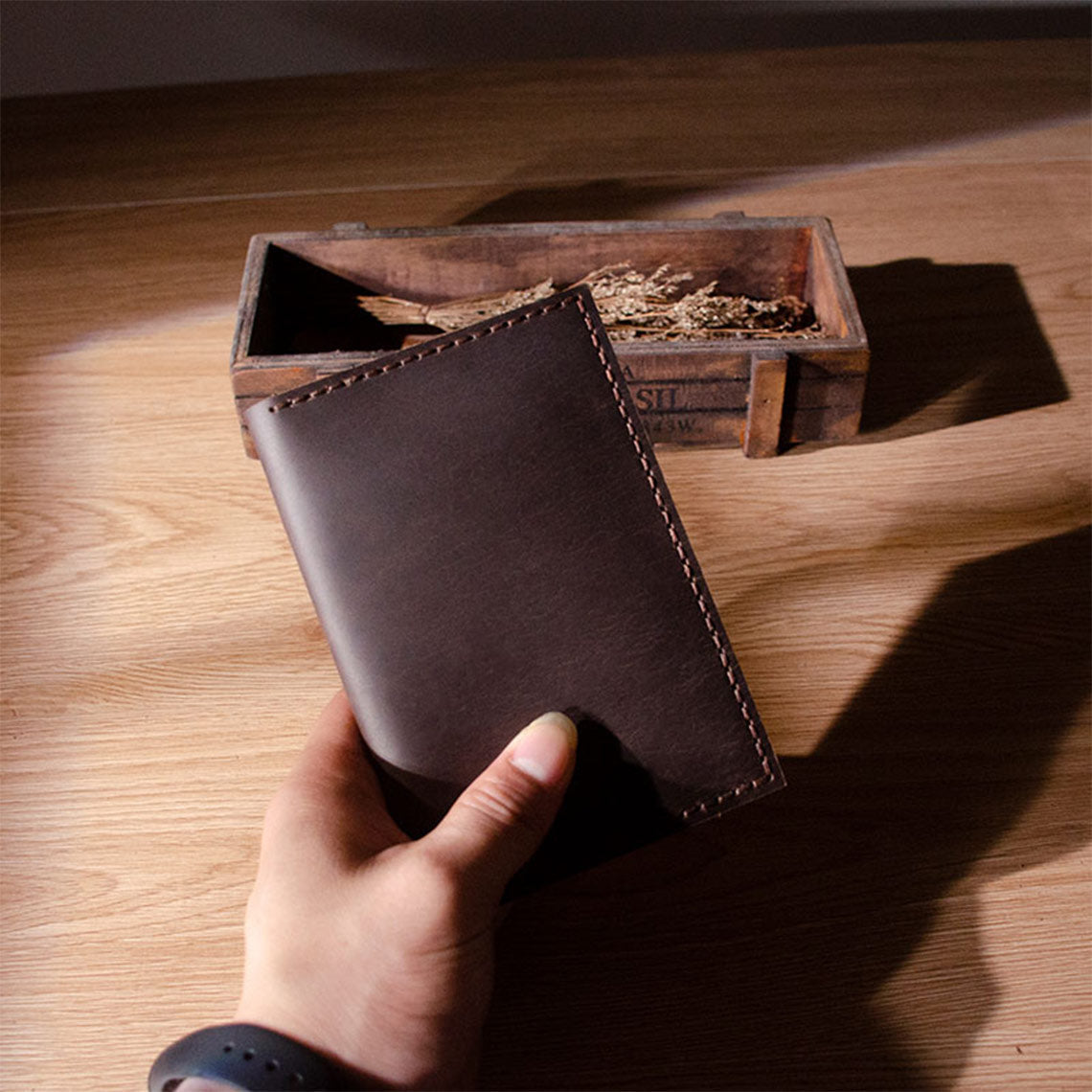 HandsewGift Crazy Horse Leather Passport Travel Wallet DIY Kit detail image 1