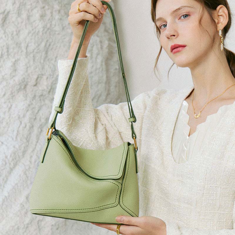 Geometric Dumpling Leather Crossbody Bag with Adjustable Strap detail image 4