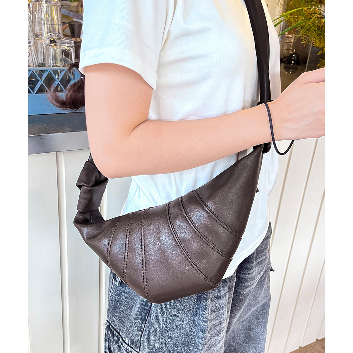 Hand Sewn Leather Croissant Shoulder Bag DIY Kit - Khaki or Dark Brown detail image 2