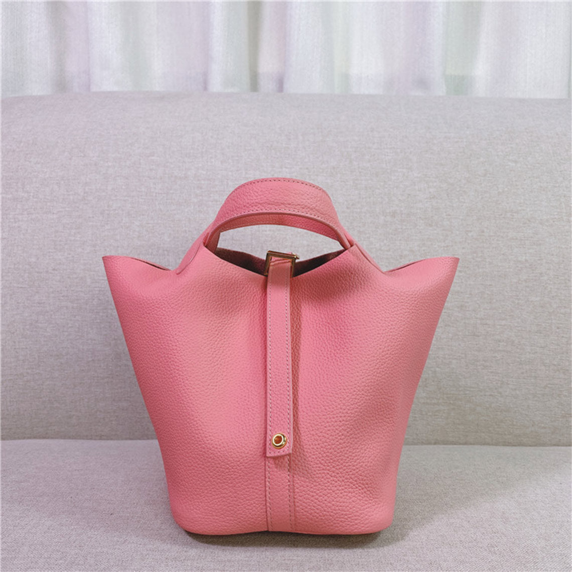 Top Grain Leather Bucket Bag with Lock Design - Small, Multiple Colors & Hardware Options detail image 9