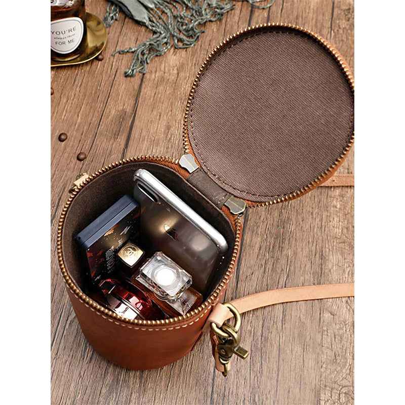Small Vegetable Tanned Leather Bucket Bag with Adjustable Strap detail image 2
