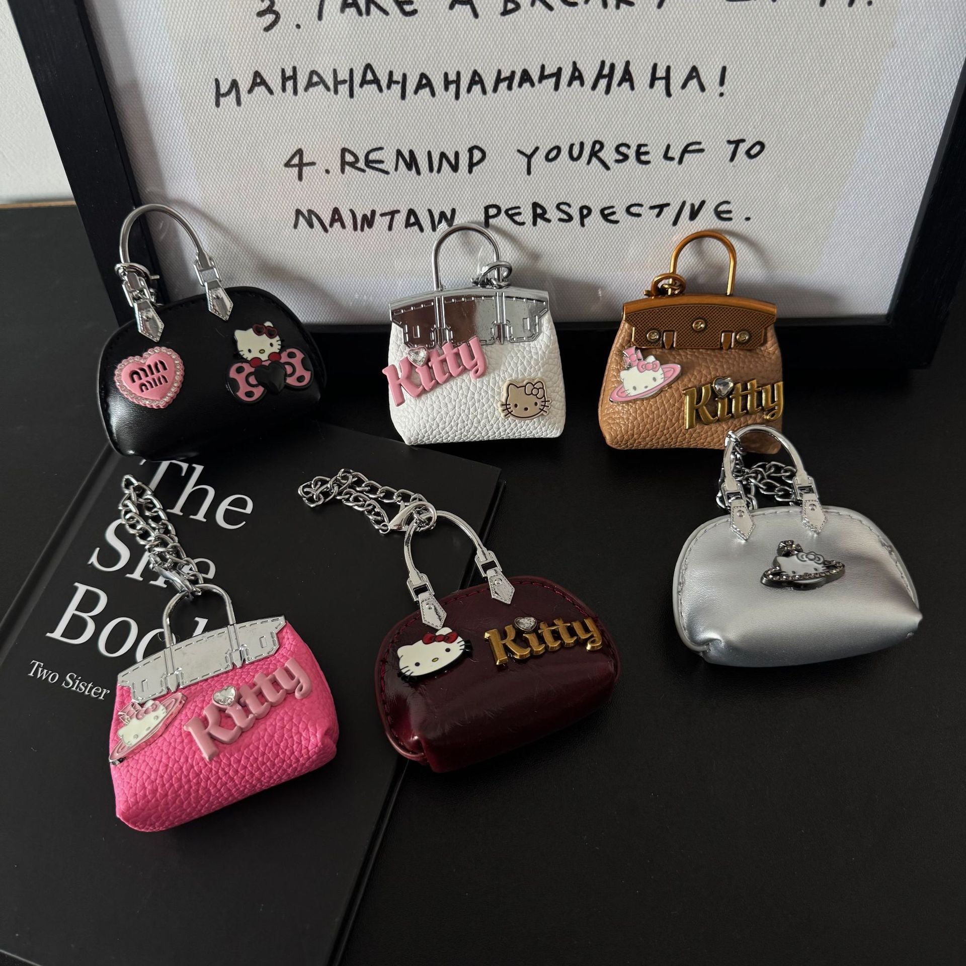 Mini Bag Charm Keychain with Cat Motif – PU Leather, 5.5 x 6.6 cm detail image 2