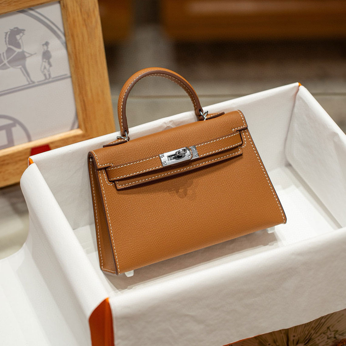 Mini Top Handle Bag 19 – Top Grain Leather Shoulder Bag detail image 9