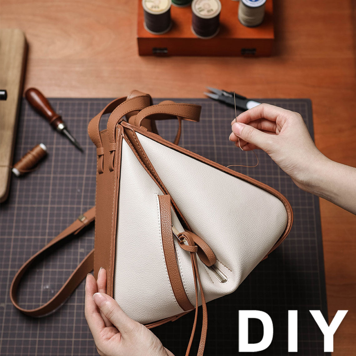 Handsew Your Own Leather Fold Bag DIY Kit – Genuine Cow Split Leather detail image 1